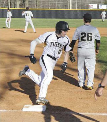 03sports tigers boss