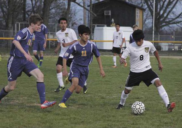 05sports tigers soccer