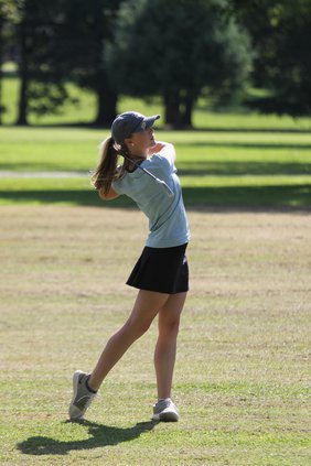 Anna Chew hits