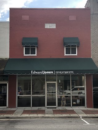 Edward Jones New Awning.jpg